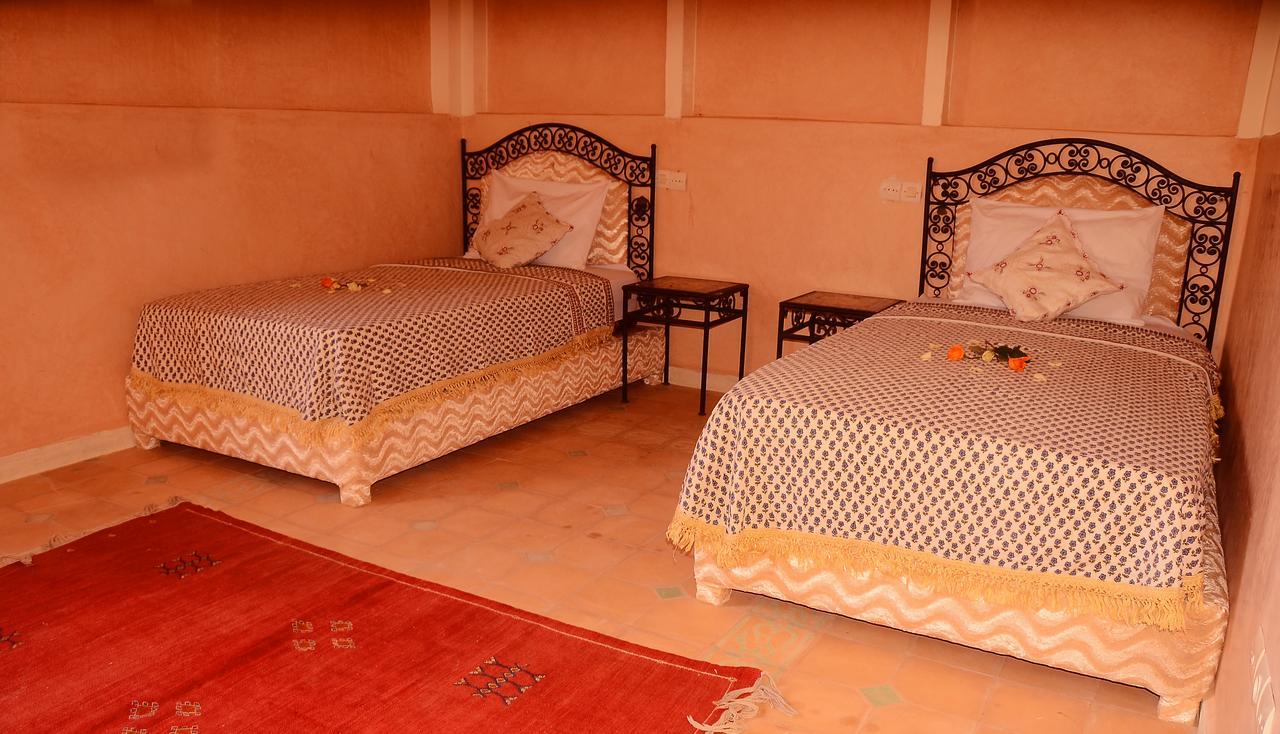 Готель Latifa House Sbiti Екстер'єр фото