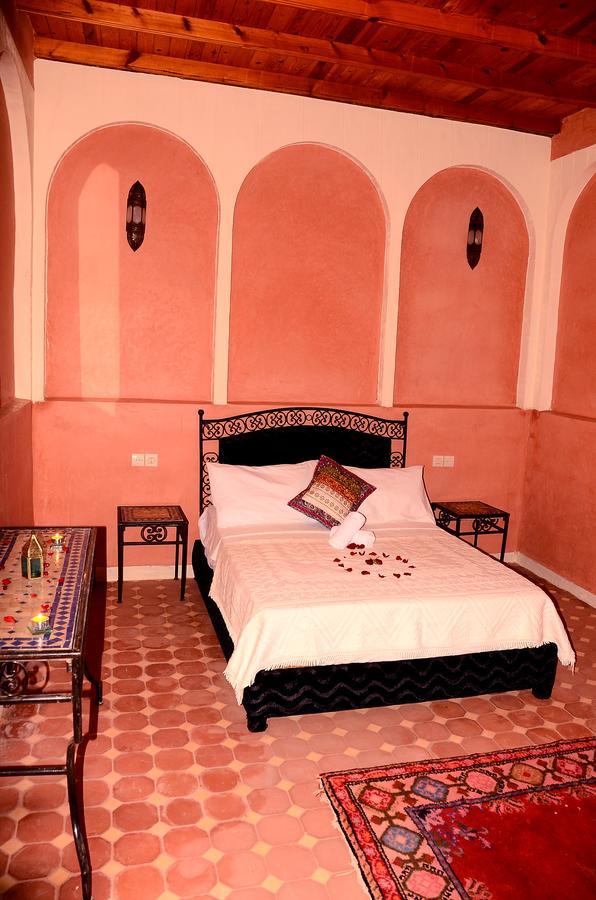 Готель Latifa House Sbiti Екстер'єр фото