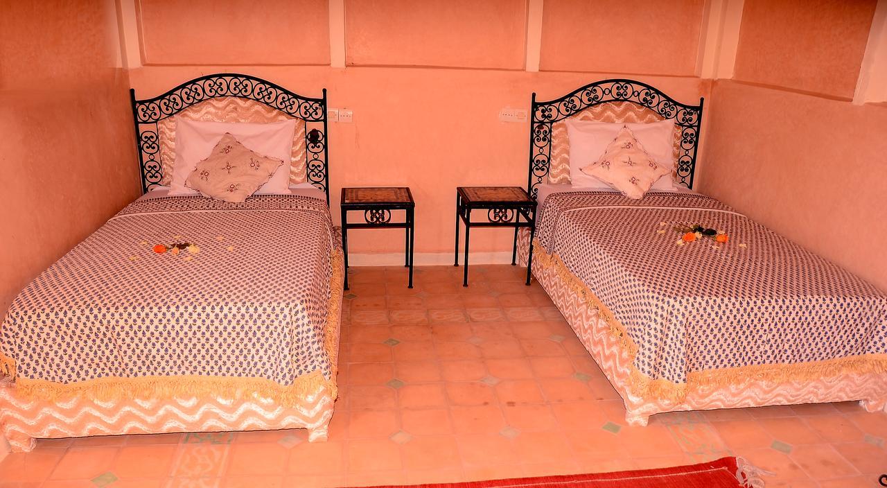 Готель Latifa House Sbiti Екстер'єр фото