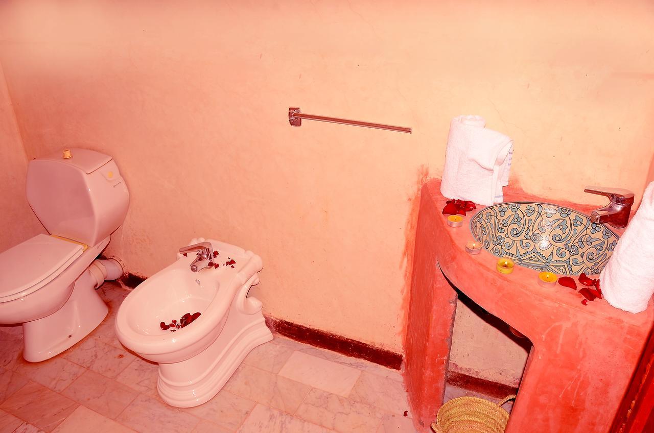 Готель Latifa House Sbiti Екстер'єр фото